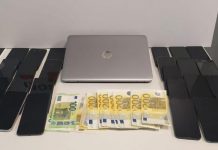 Los Mossos recuperan en Esplugues 28 móviles robados